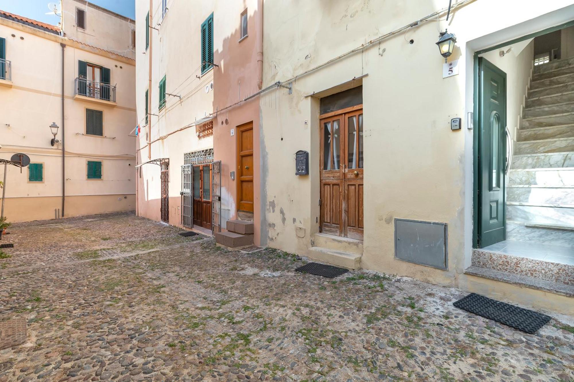 Sardinia Re - Casa Pinuccia Appartement Alghero Buitenkant foto